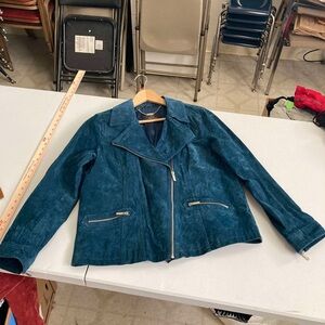 Women's Large Blue Suede Jacket
Coastal Cowboy